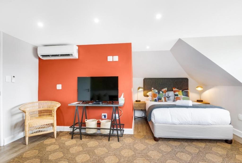 30 On Whites Guesthouse Bloemfontein Esterno foto