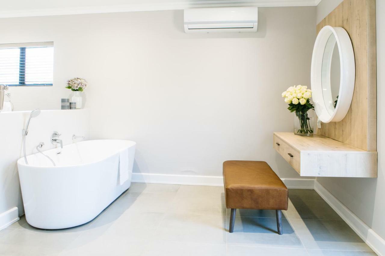 30 On Whites Guesthouse Bloemfontein Esterno foto